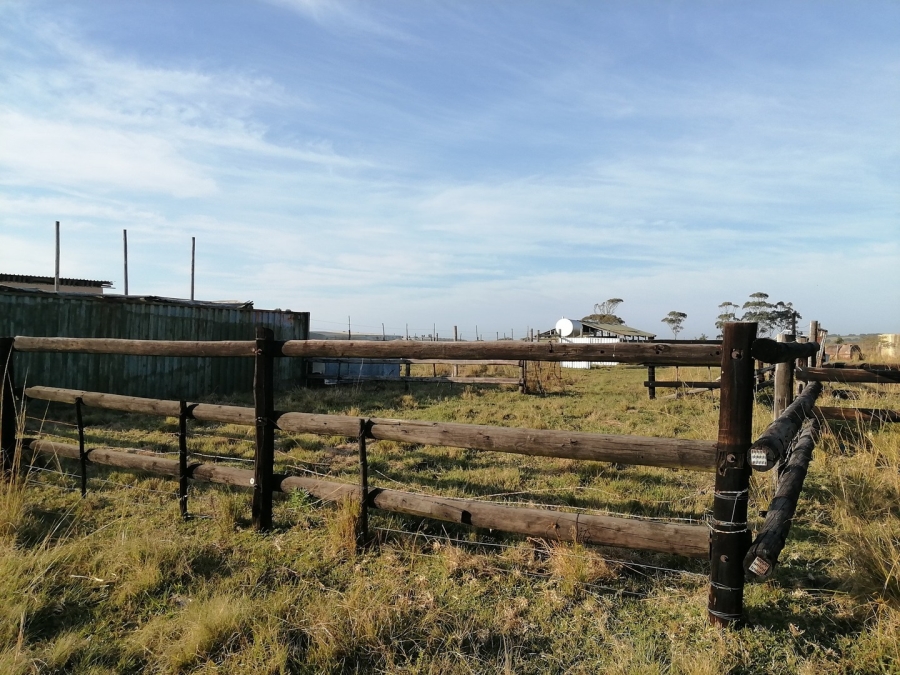 2 Bedroom Property for Sale in Kidds Beach Eastern Cape